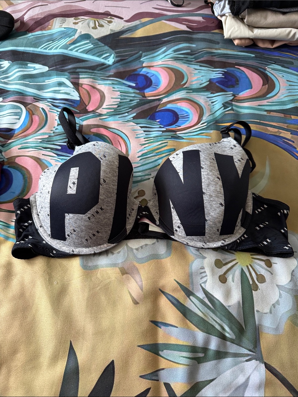 PINK Victoria's Secret Grey & Black Logo Push-Up Bra